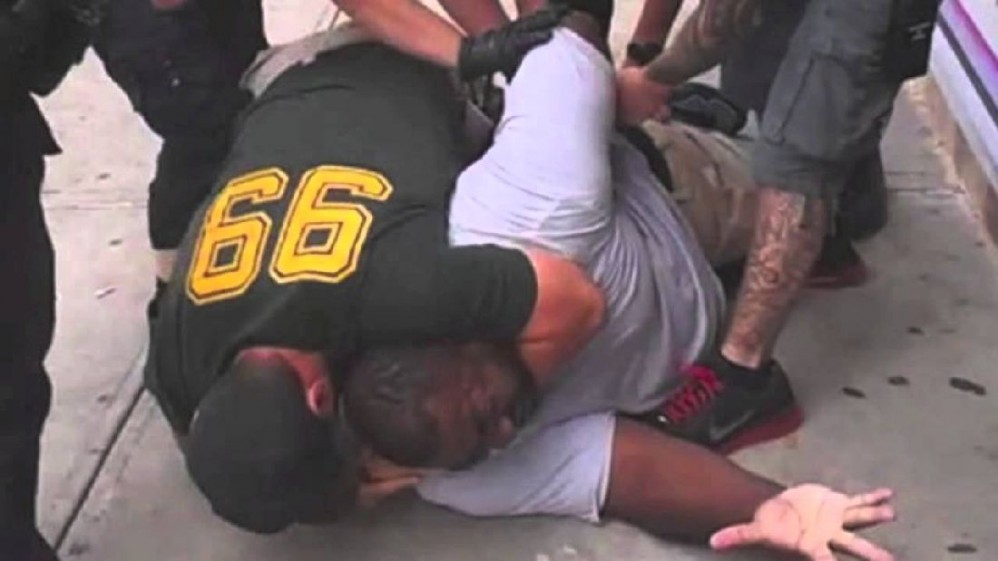http://thefederalist.com/2014/12/03/hands-up-dont-choke-eric-garner-was-murdered-by-police-for-no-reason/
