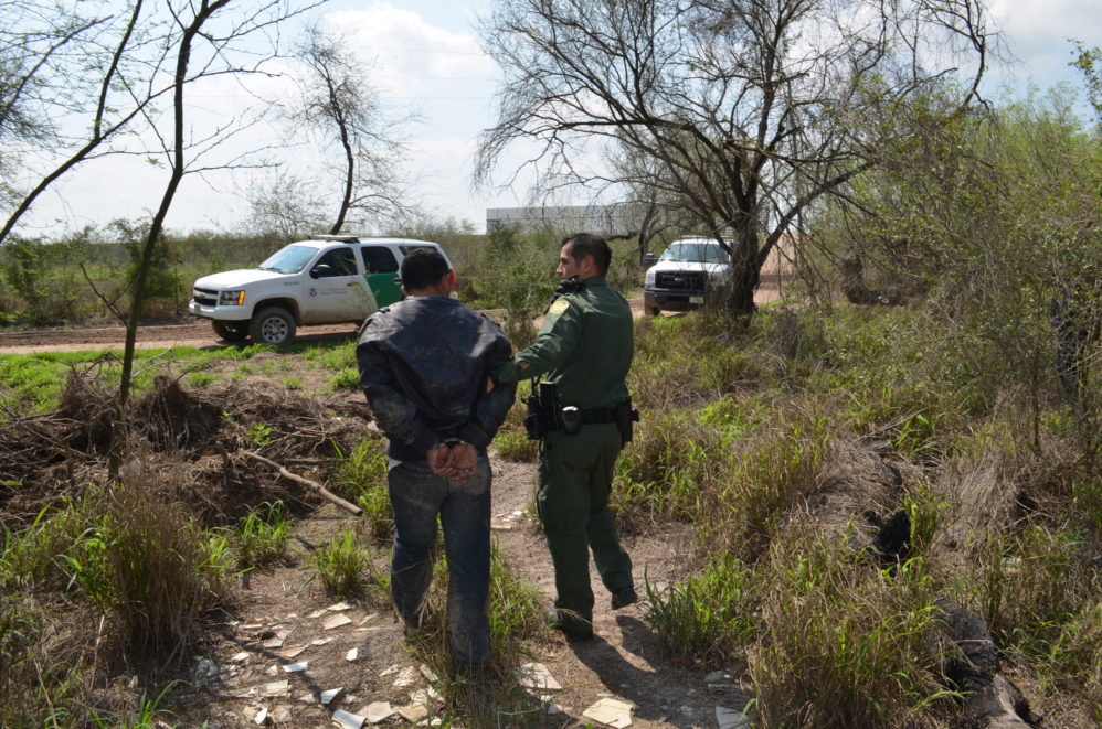Resultado de imagem para mexico border immigrants