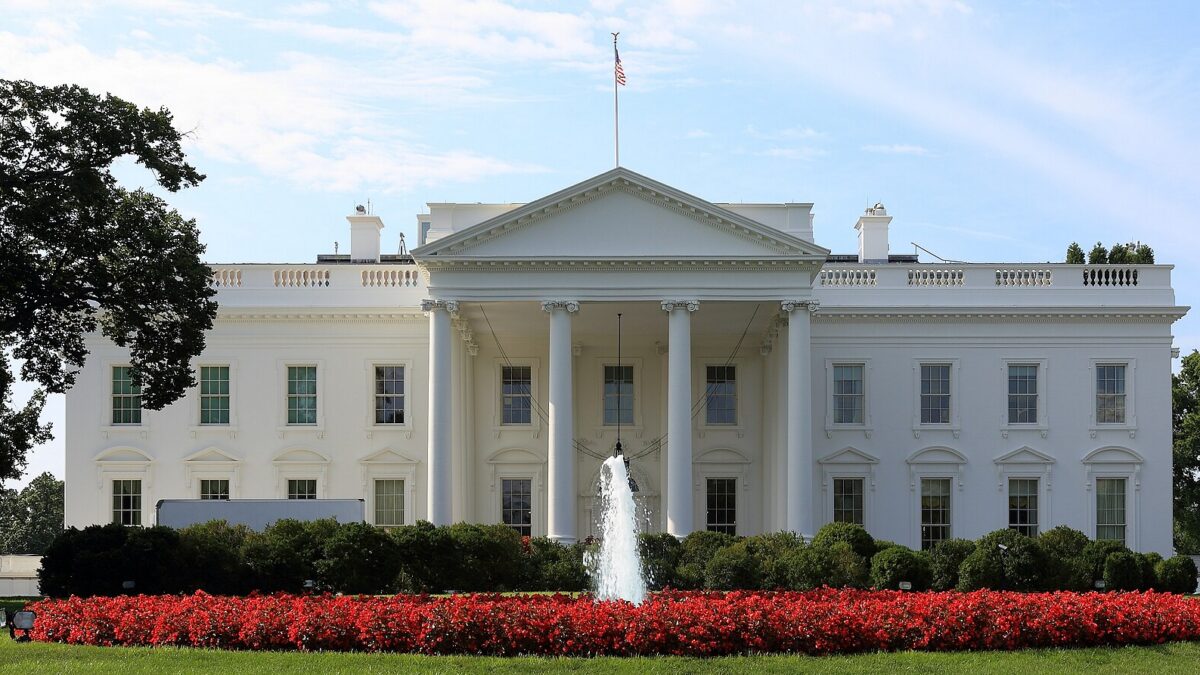 white house north lawn in 2013
