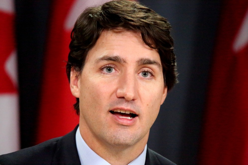 CooL: Trudeau Is In Real Trouble Shutterstock_373957933-998x666
