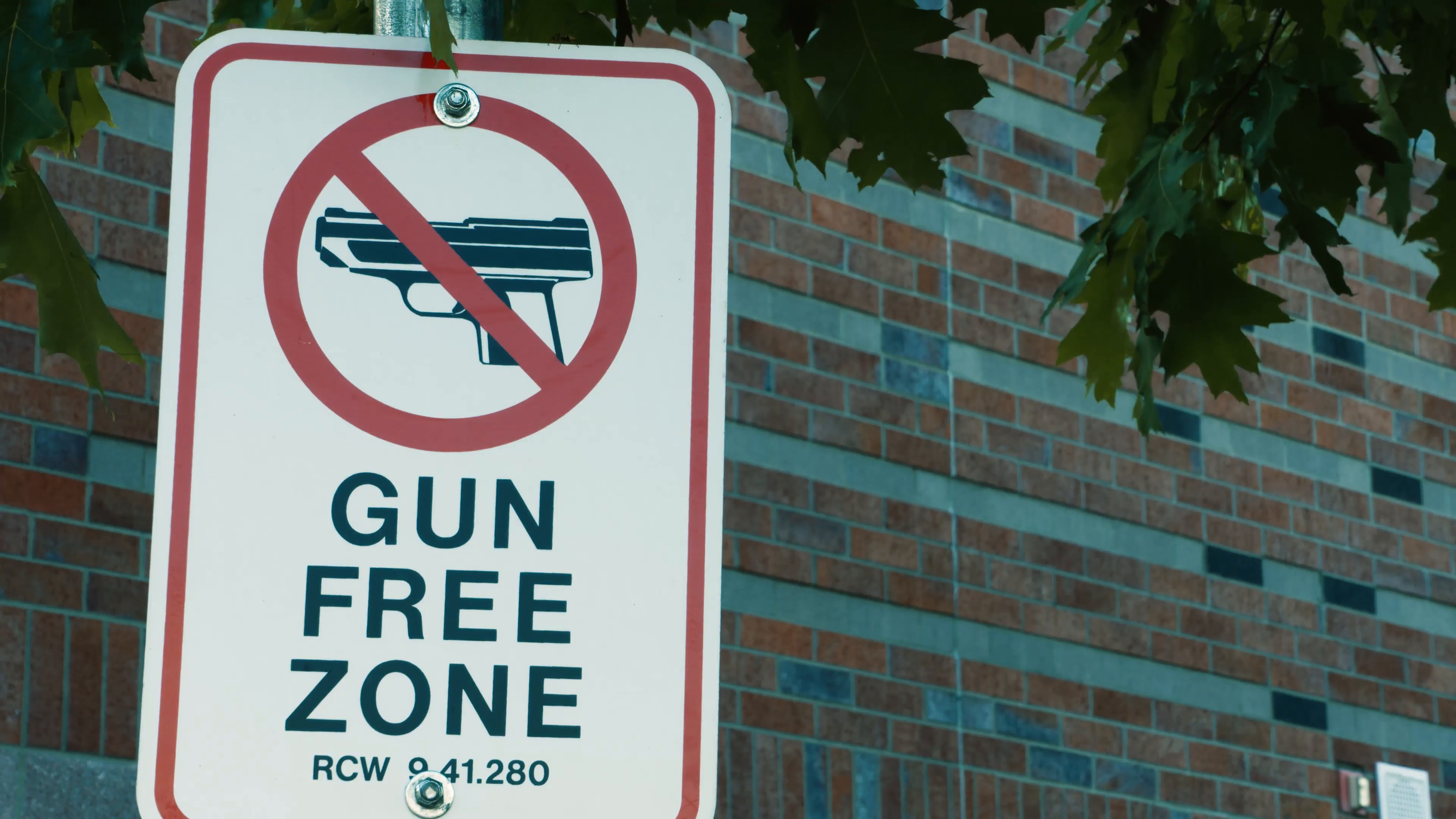 Gun free zone что это