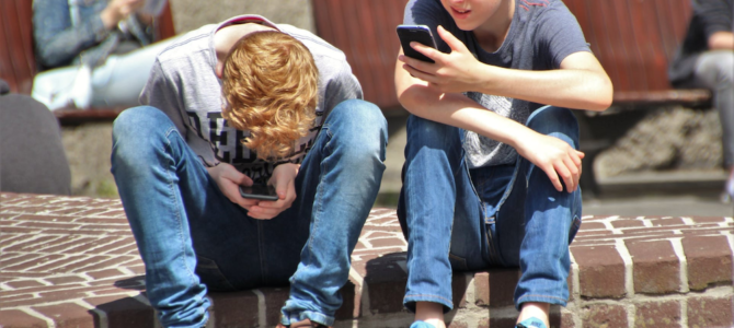 porn on kids' smartphones