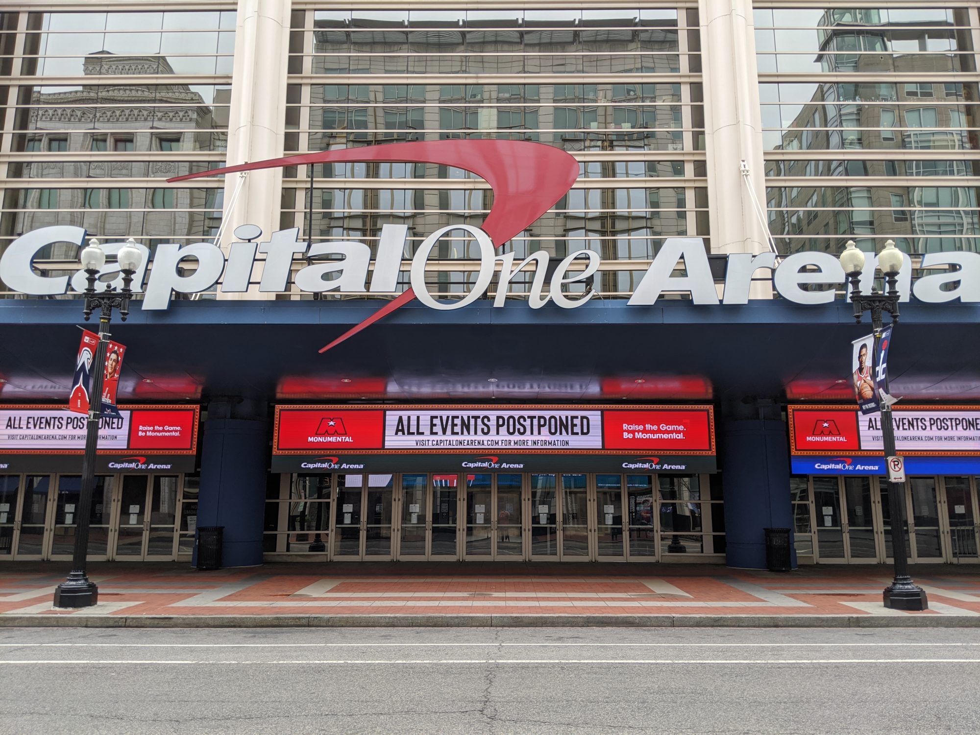 Capital One Arena closed. Christopher Bedford.