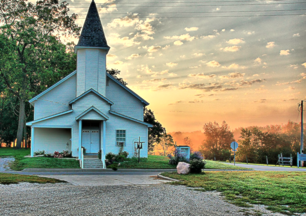 Христиана дом. Modern Christian Wooden Church.