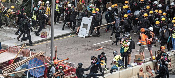 Beijing cracks down on Hong Kong protests