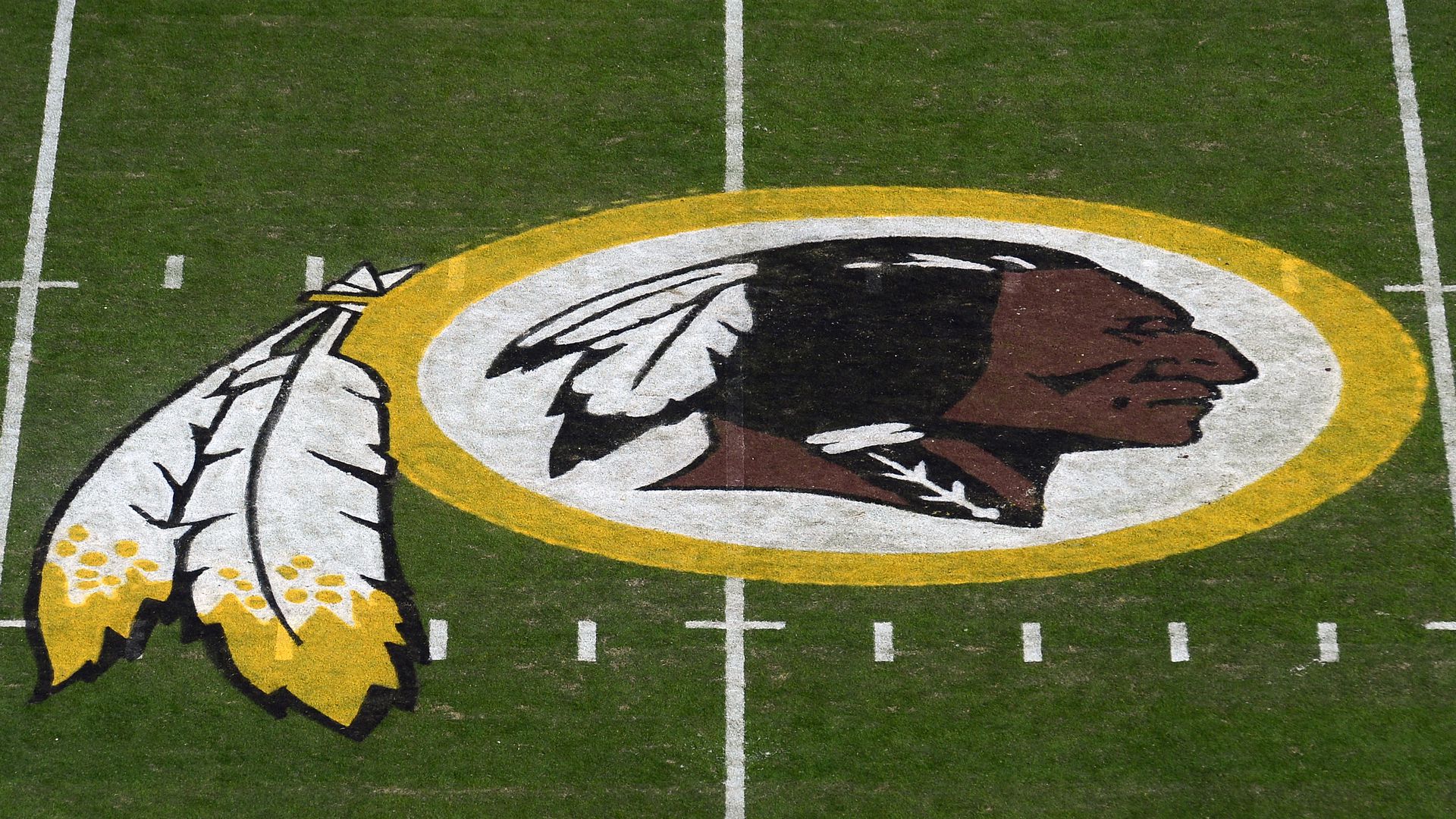 Edmonton Eskimos should follow Washington Redskins and drop its racist team  name