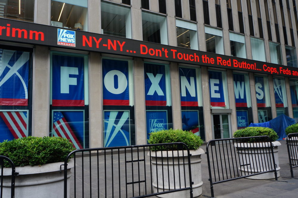 Power Drunk Democrats Join Cnn In Lobbying To Push Fox News Off Air