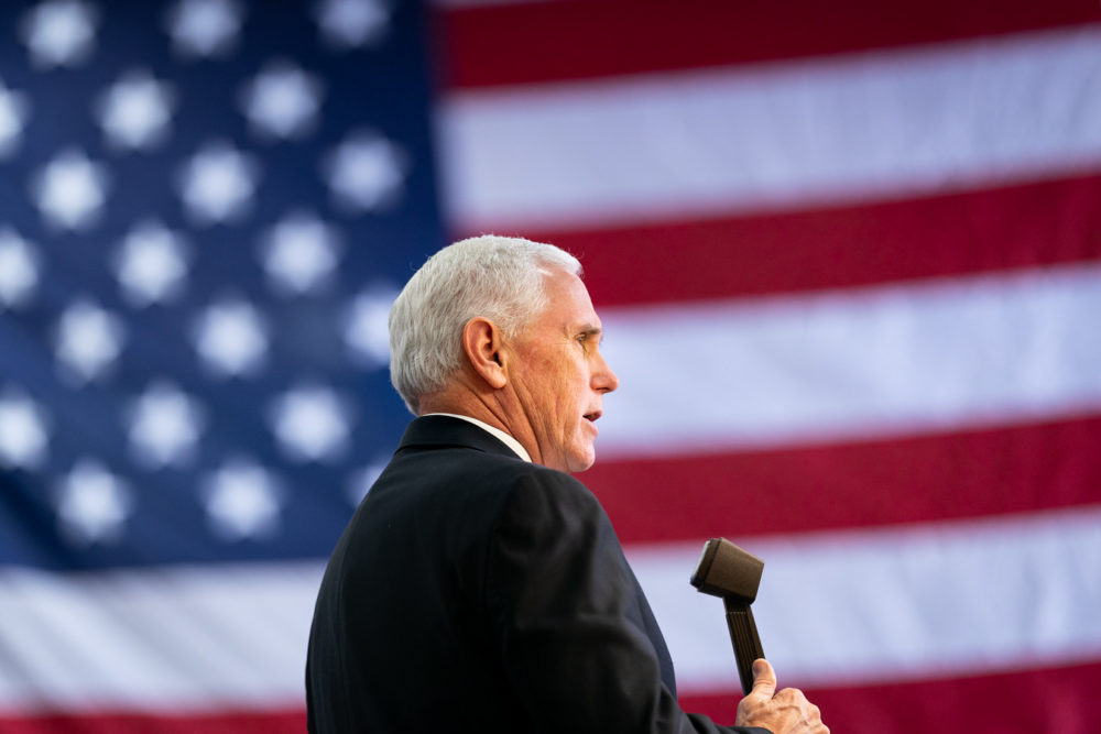 Pence Dismisses Pressure From Democrats To Remove Trump - Vimarsana News