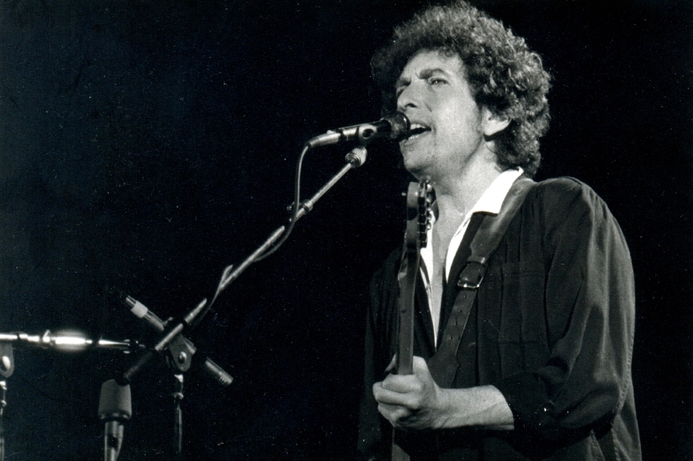 Bob Dylan's 'Bringing It All Back Home' Still Sticks It To The Man