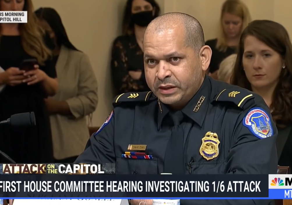 Capitol-Police-Officer-Jan-Committee-e16