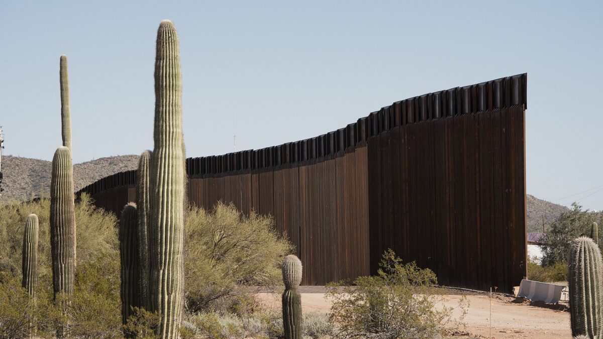 Border wall