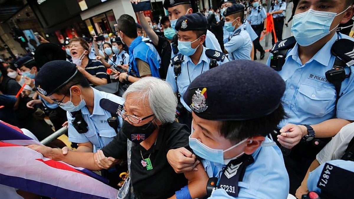 Hong Kong police arrest protestor