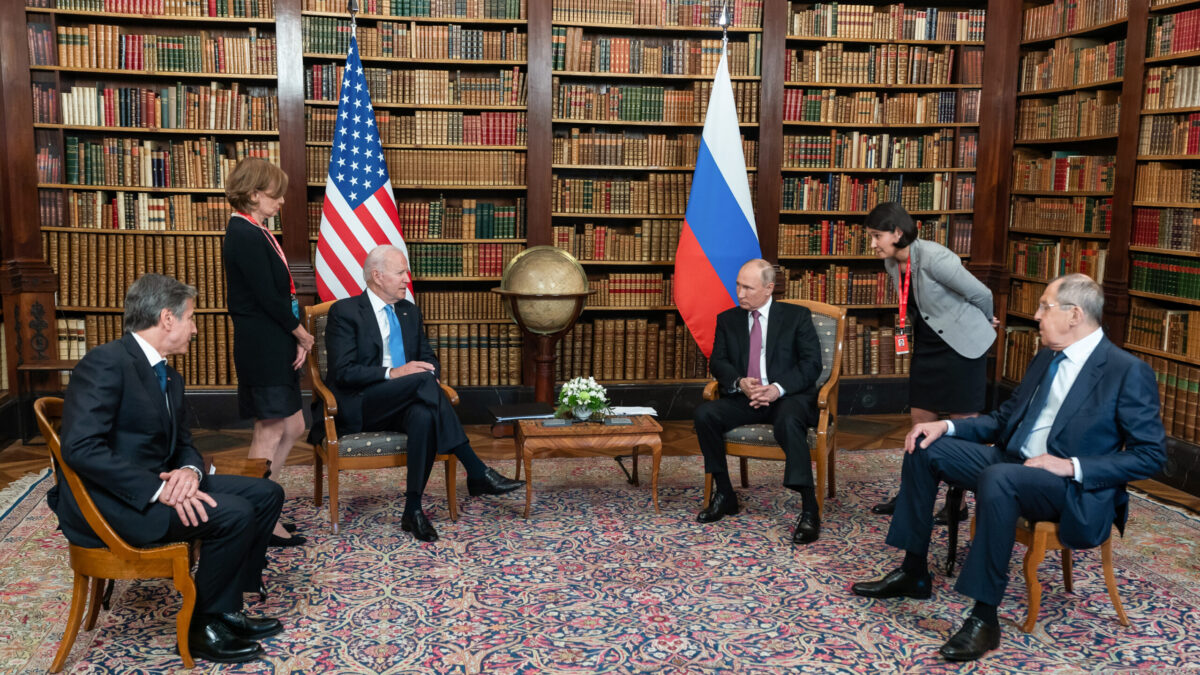 Biden meets with Putin June 2021