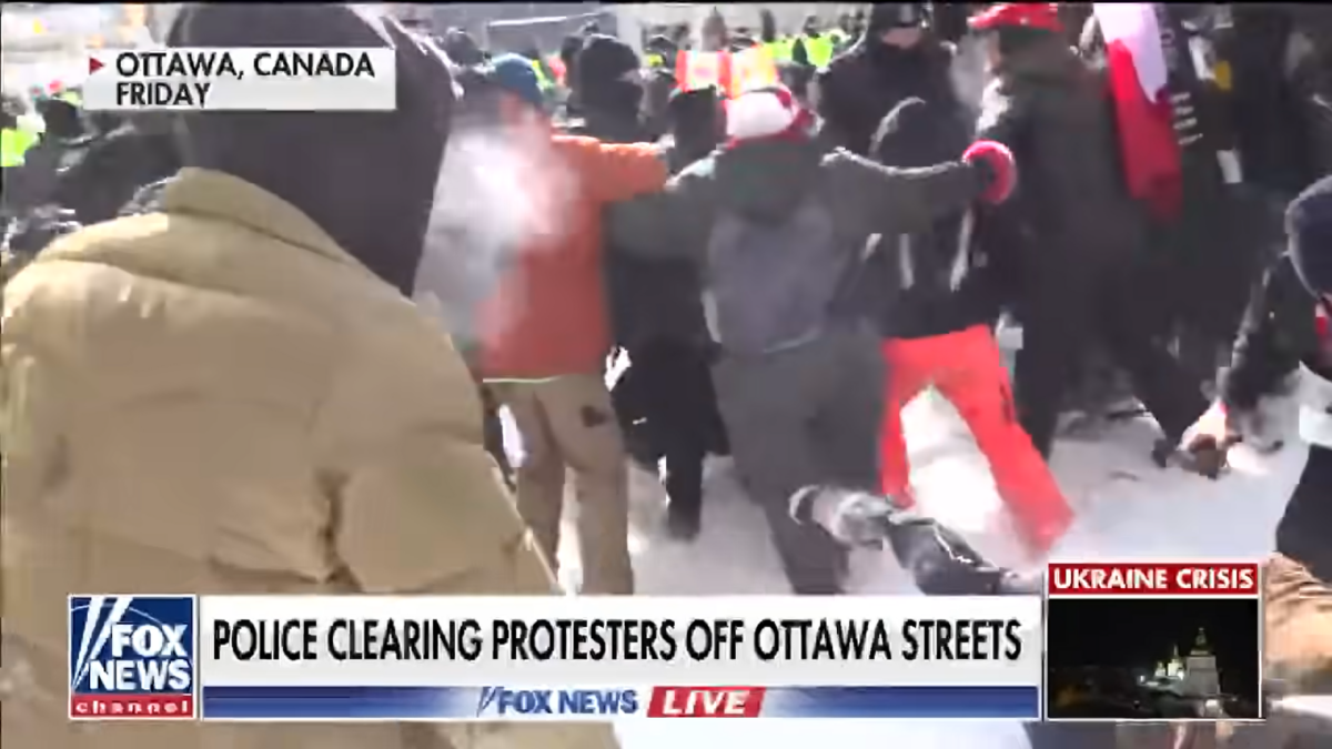 police clearing Ottawa protesters