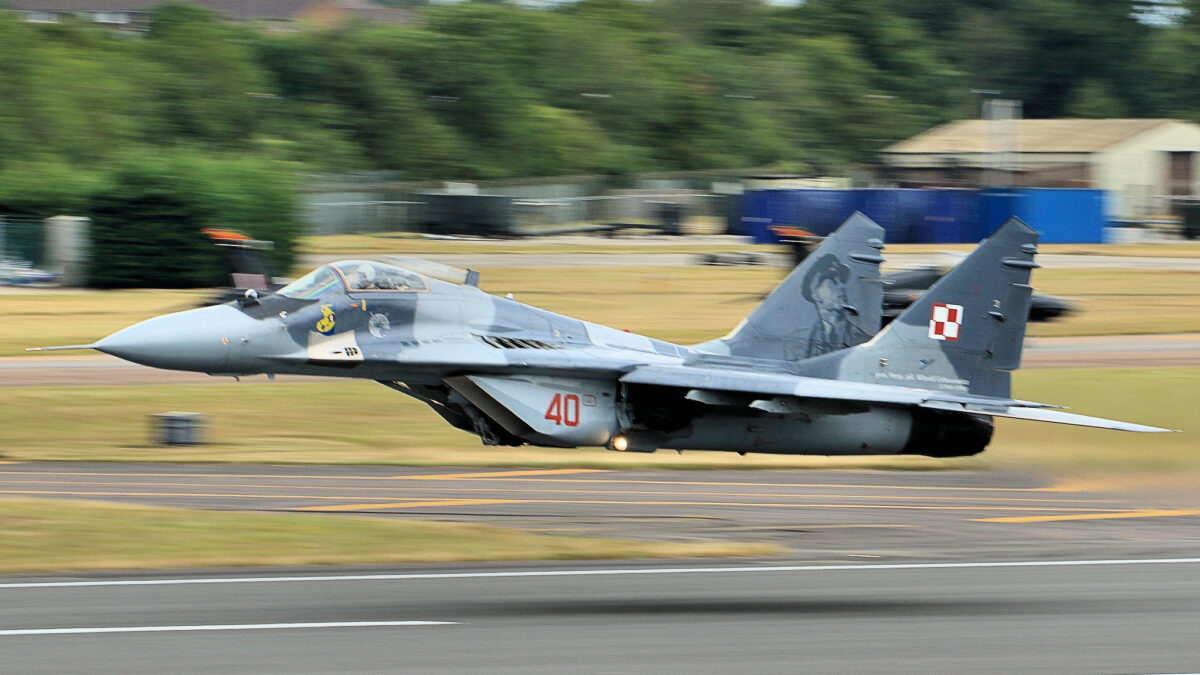 fighter jet taking off runway