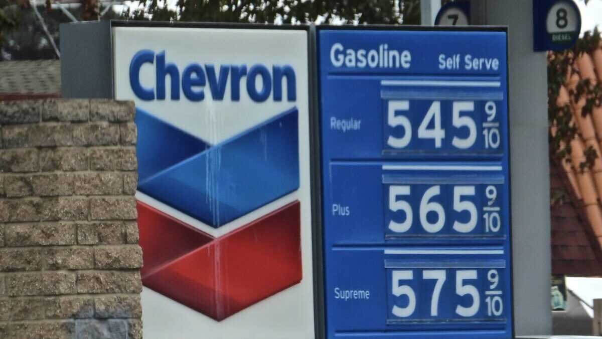 Gas Price sign Chevron