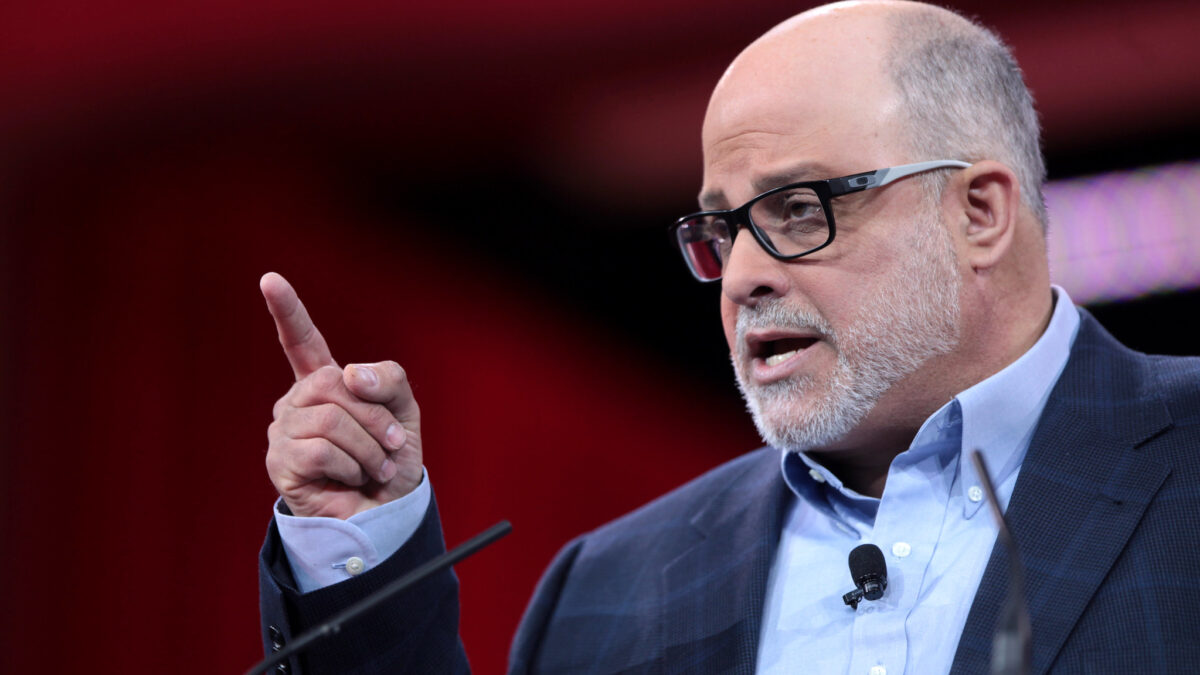 Mark Levin speaks to a crowd.