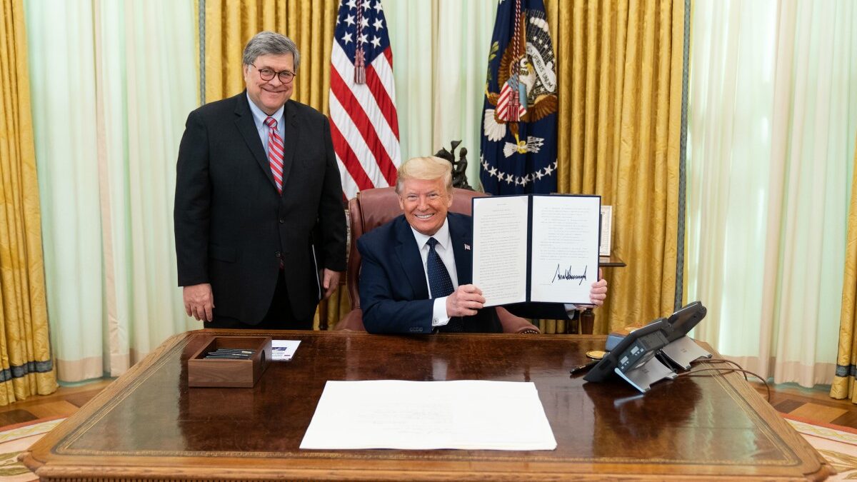 Bill Barr and PResident Trump