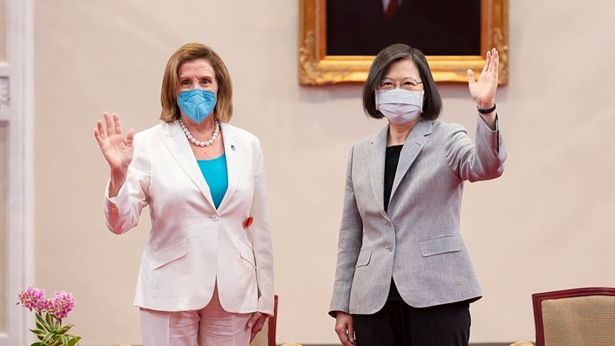Nancy Pelosi meeting Tsai Ing-wen in Taiwan