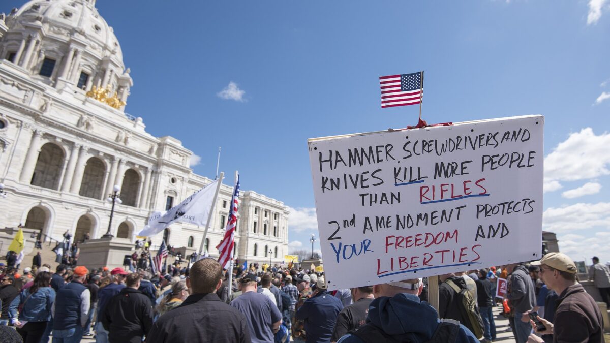 Protesters rallying against gun control at the Minnesota State Capitol