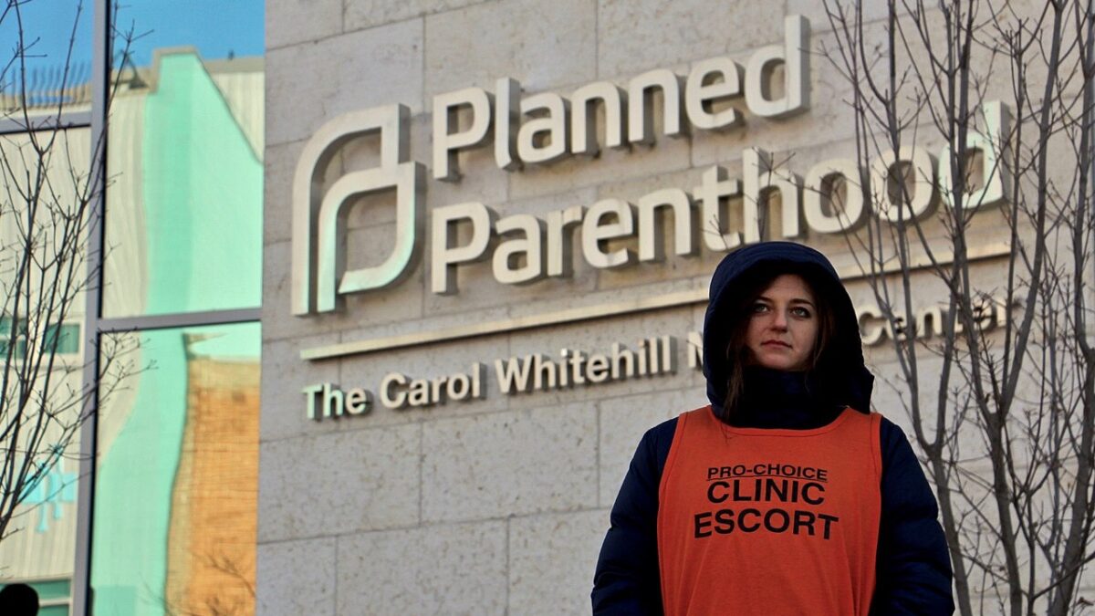 Planned Parenthood with escort outside