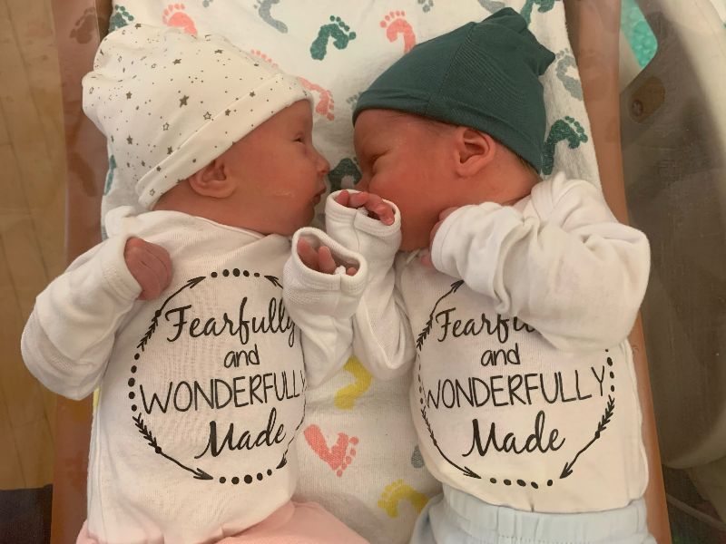 30 Years After Being Frozen, Newly Born Twins Set World Record - Vimarsana News