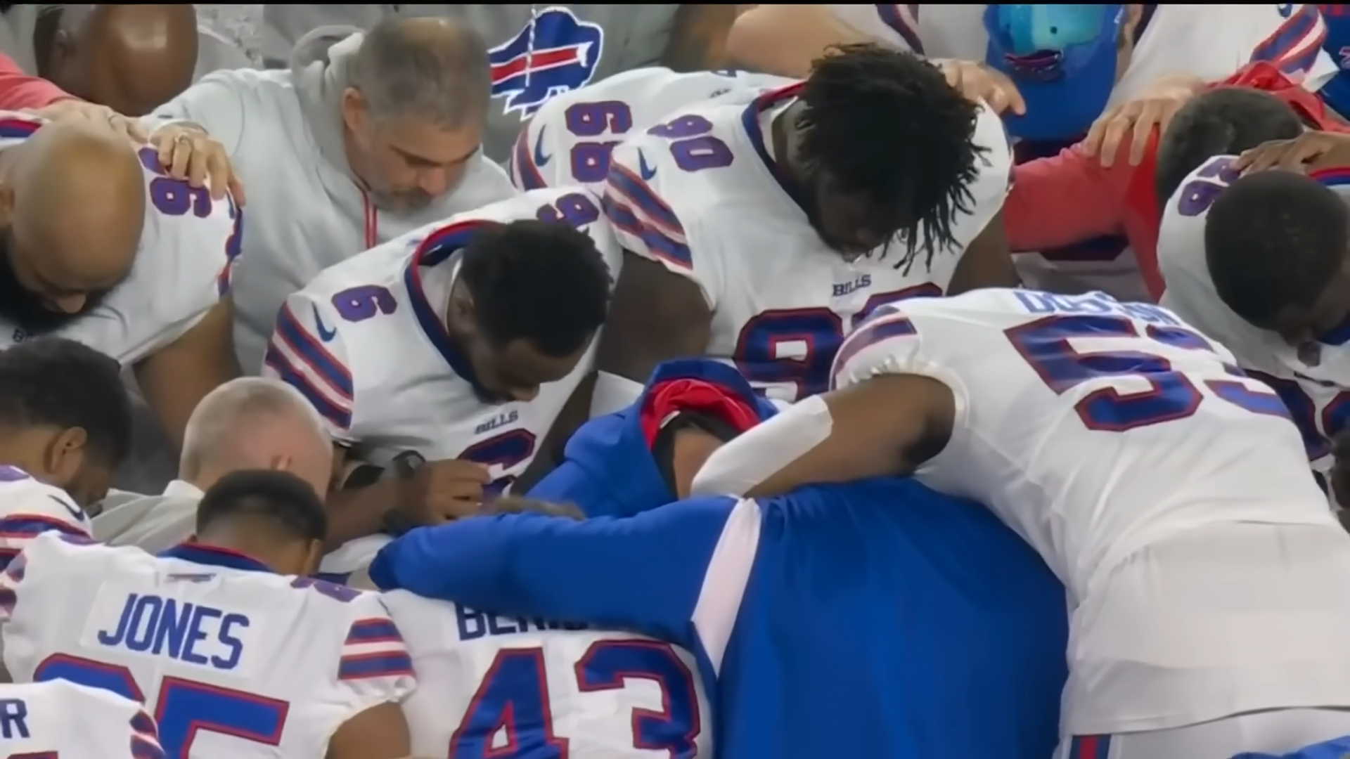 Power of prayer on display for Damar Hamlin, Buffalo Bills