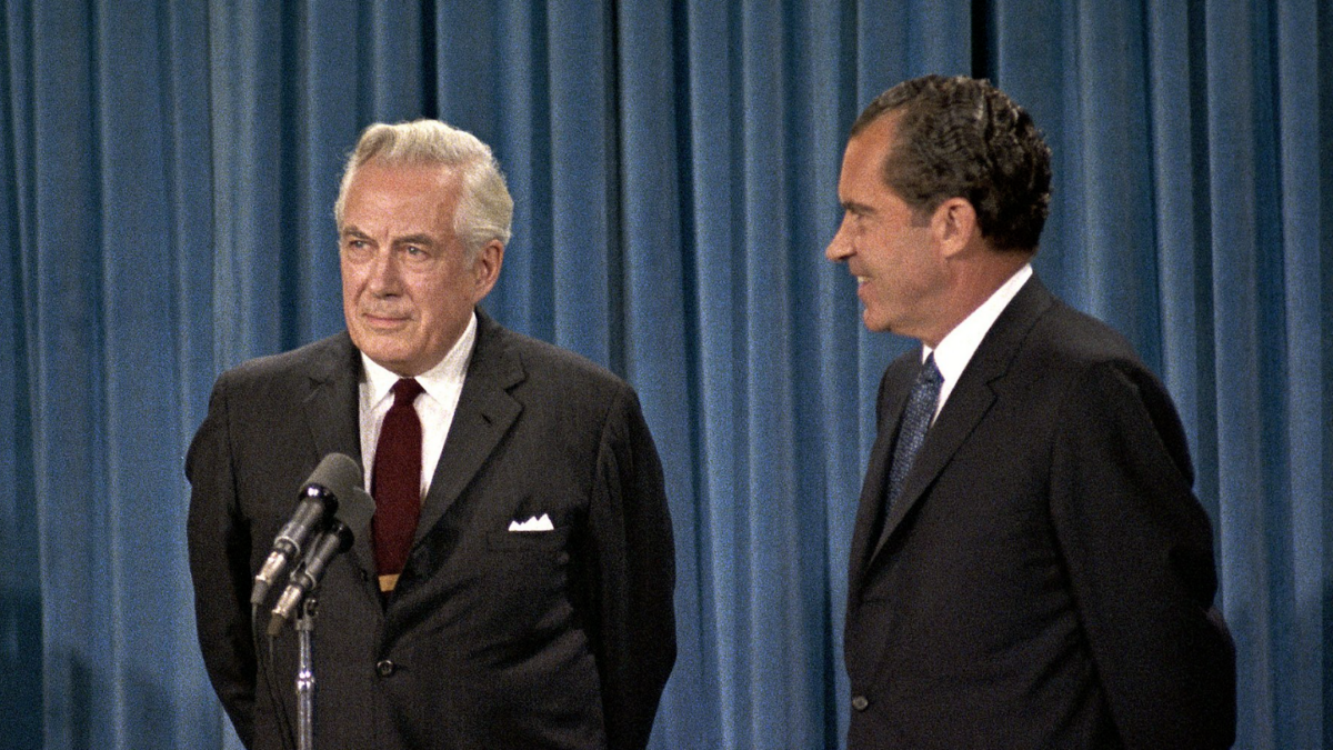 resident Richard Nixon and Judge Warren Burger