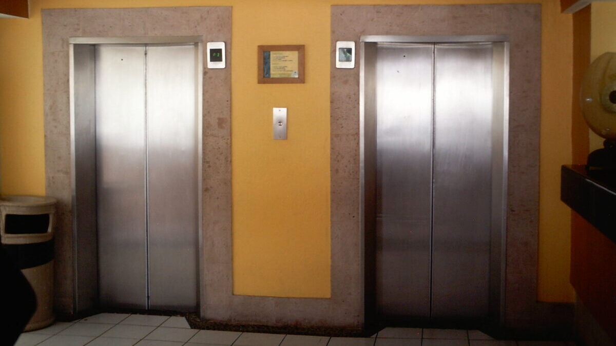 double elevator