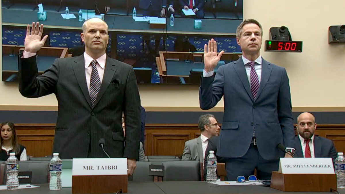 Matt Taibbi and Michael Shellenberger raise their right hands before testifying about Twitter Files and Censorship Complex