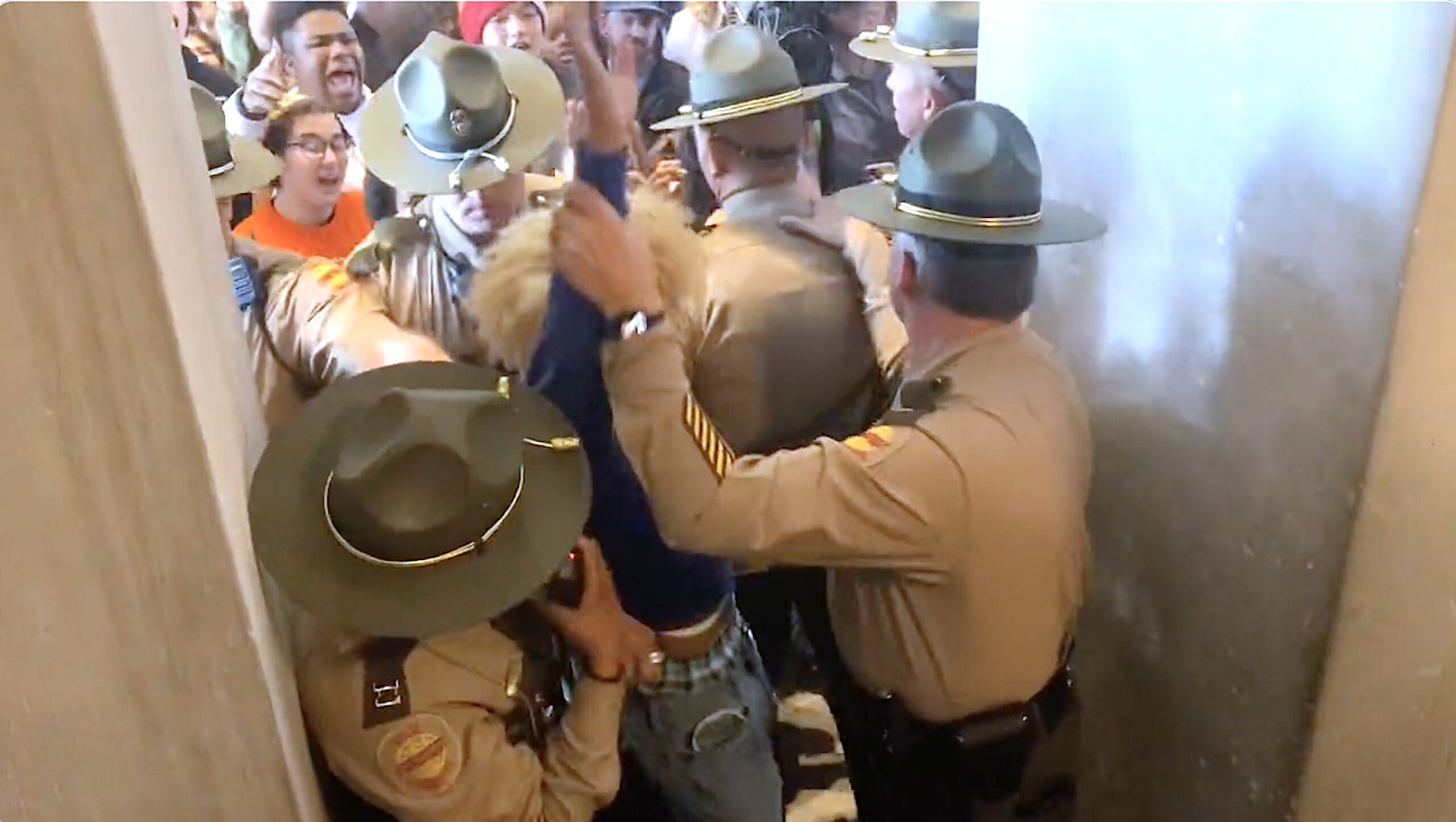 After Years Of J6 Fearmongering, Left-Wing Activists Storm Tennessee Capitol While DOJ Stays Silent 