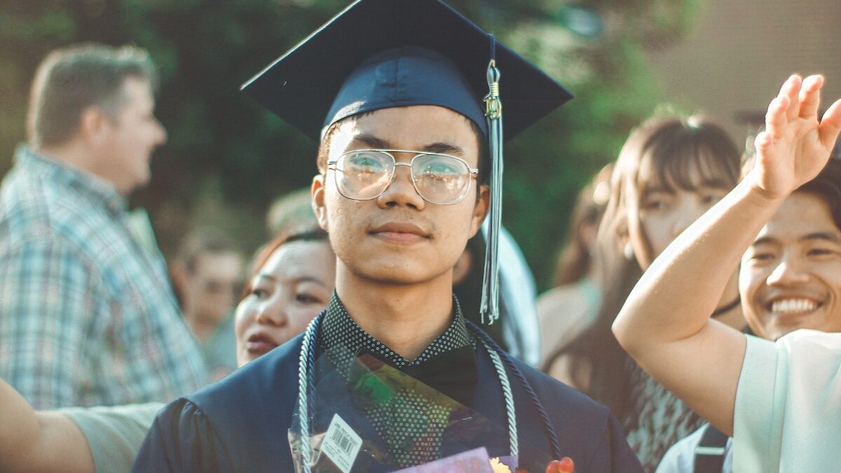 Asian American student graduates university