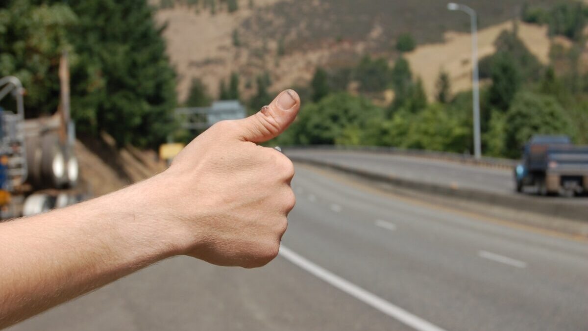 Hitchhiker thumb