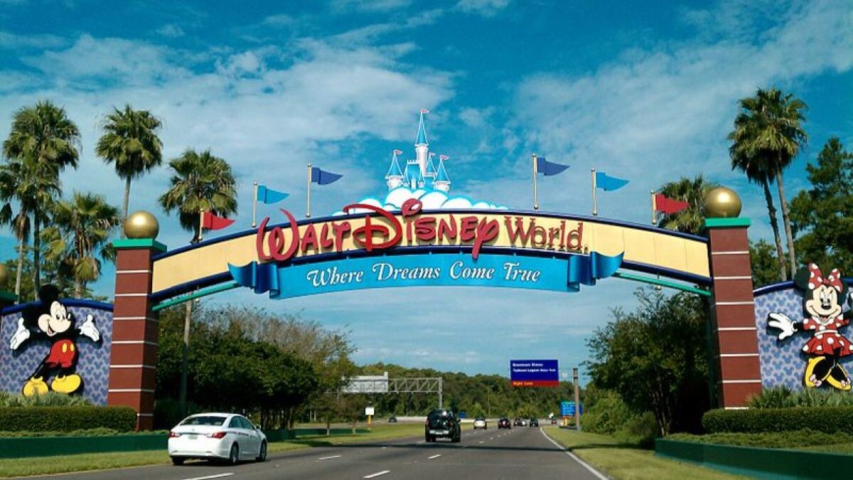 The entrance to Walt Disney World Resort