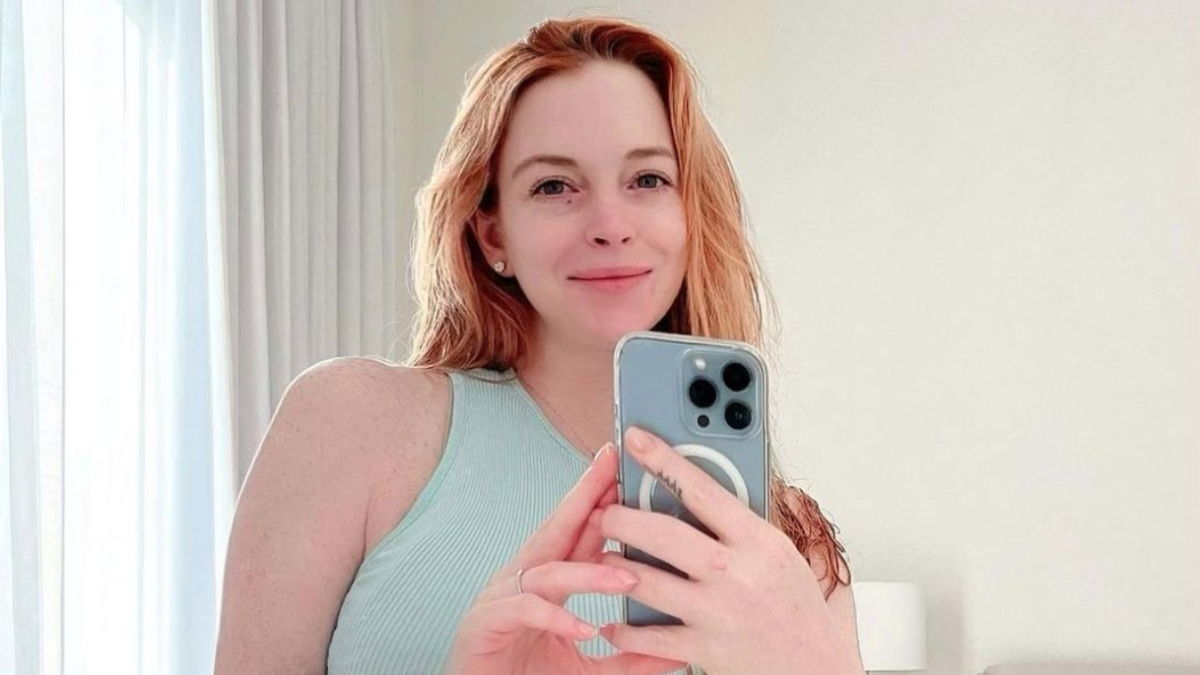 Lindsay Lohan selfie