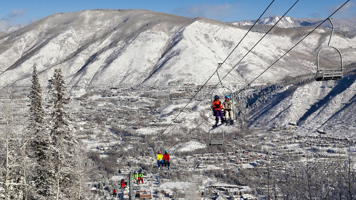 Aspel colorado ski lift