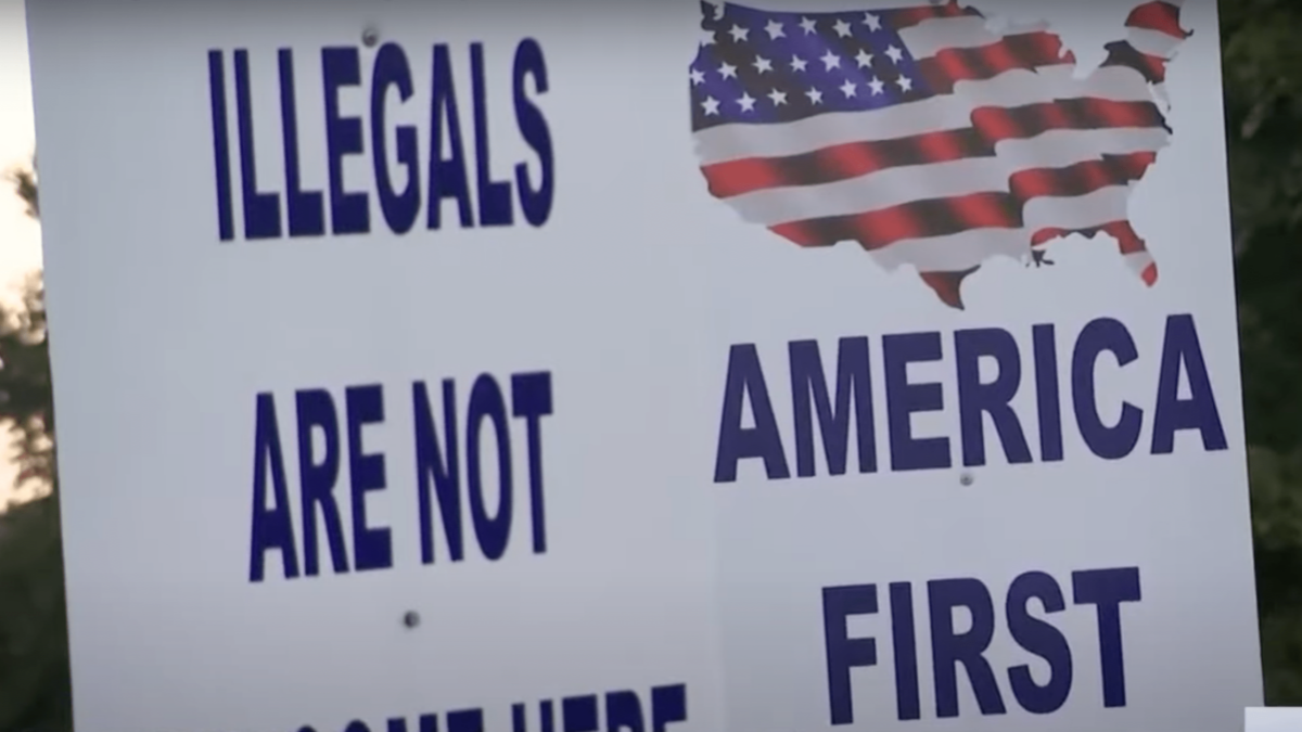 Staten Islanders protest illegal border crossers