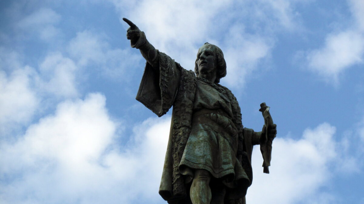 statue of Christopher Columbus