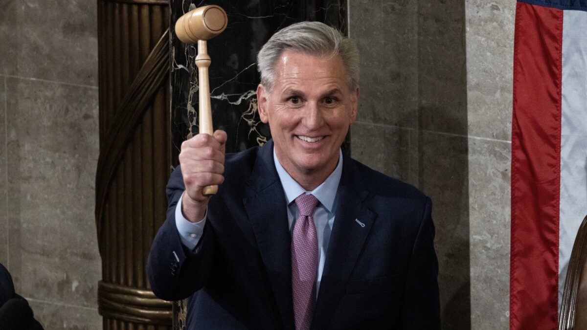 Kevin McCarthy holding Speaker's gavel