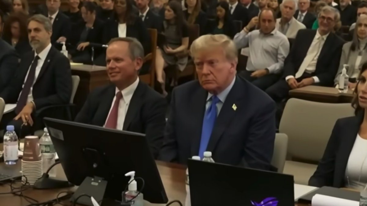 trump sitting in courtroom