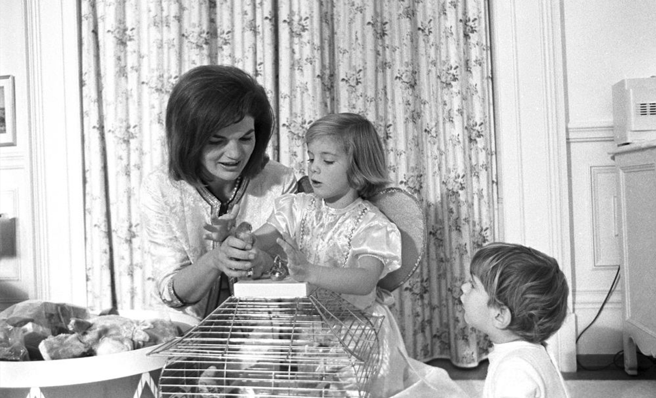 What Women Can Learn From Jackie Kennedy, The Model American Homemaker