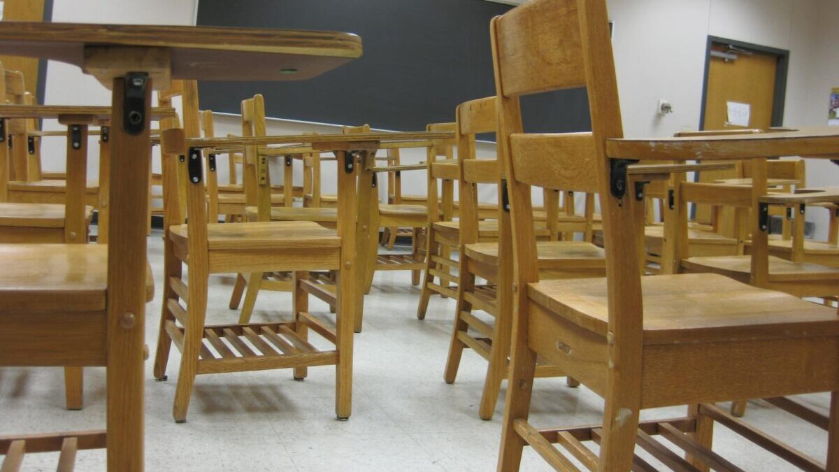 Pennsylvania School Board President Sworn In With Pornographic Books - Vimarsana News