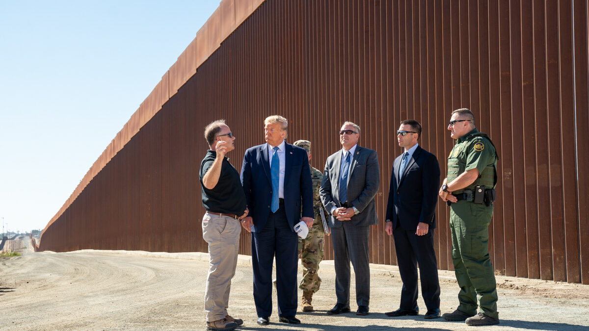 trump at the border wall