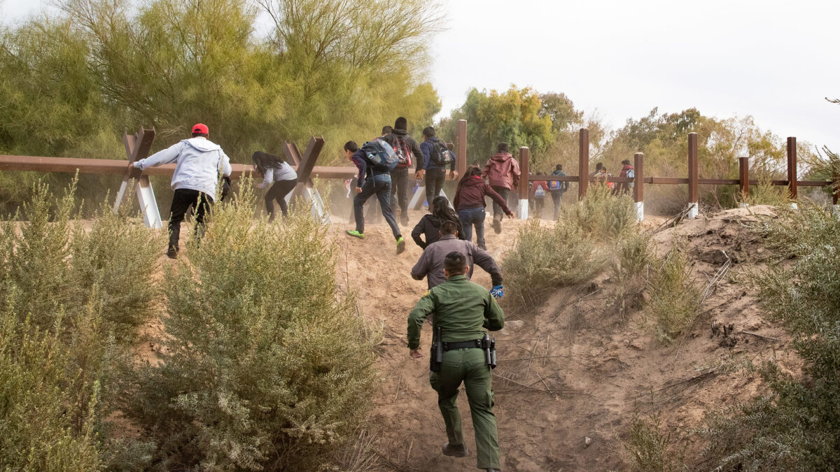 On Monday, February 25, 2019, a group of illegal aliens were apprehended by Yuma Sector Border Patrol agents near Yuma, AZ. The Yuma Sector continues to see a large number of Central Americans per day crossing illegally and surrendering to agents. CBP photo by Jerry Glaser.