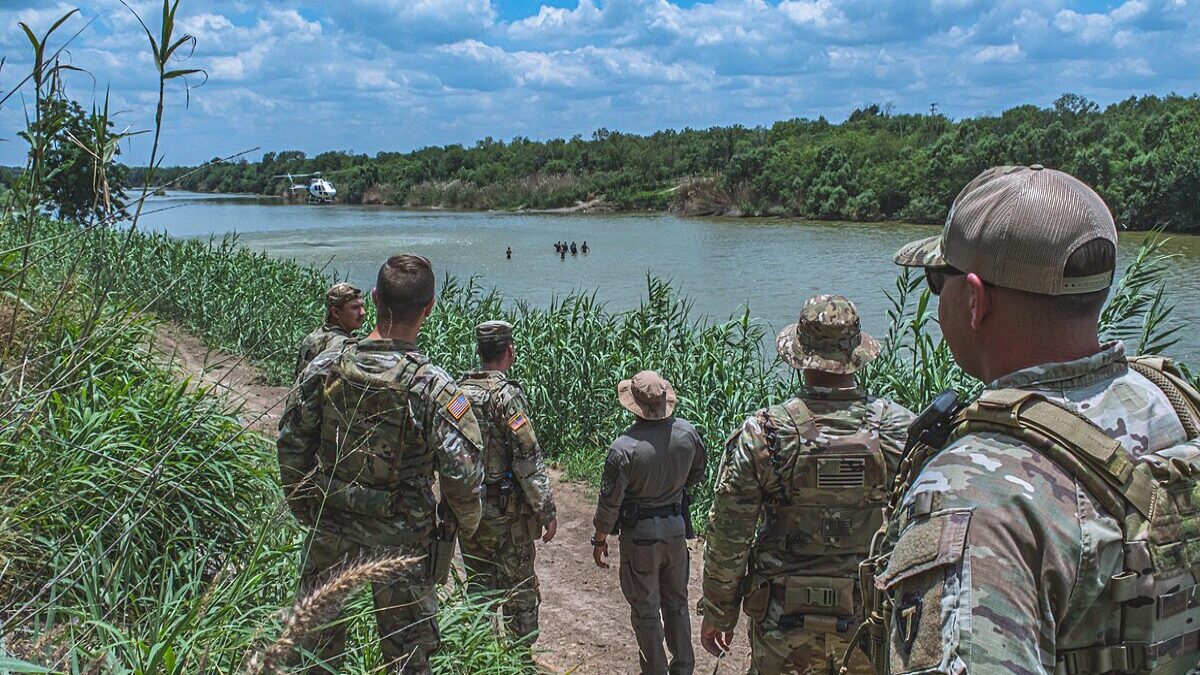 Texas National Guard at the Rio Grande.