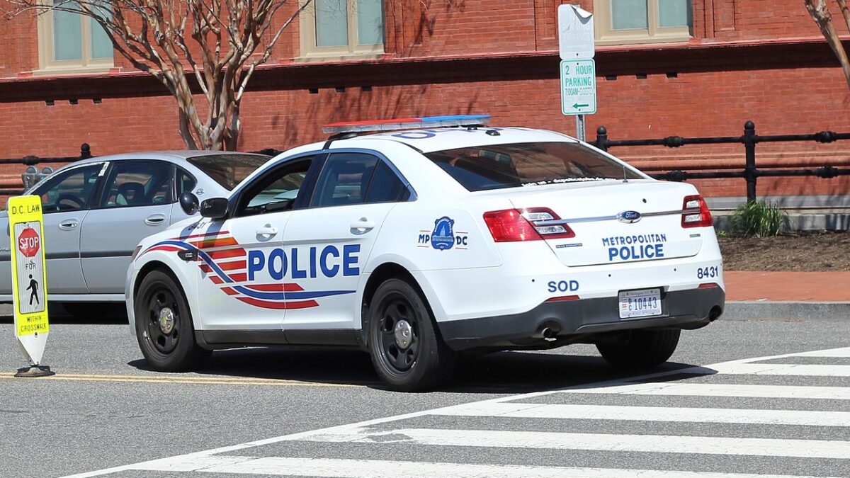 D.C. police car