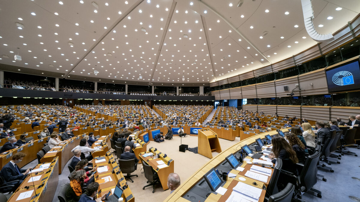 EU Parliament meets about Ukraine