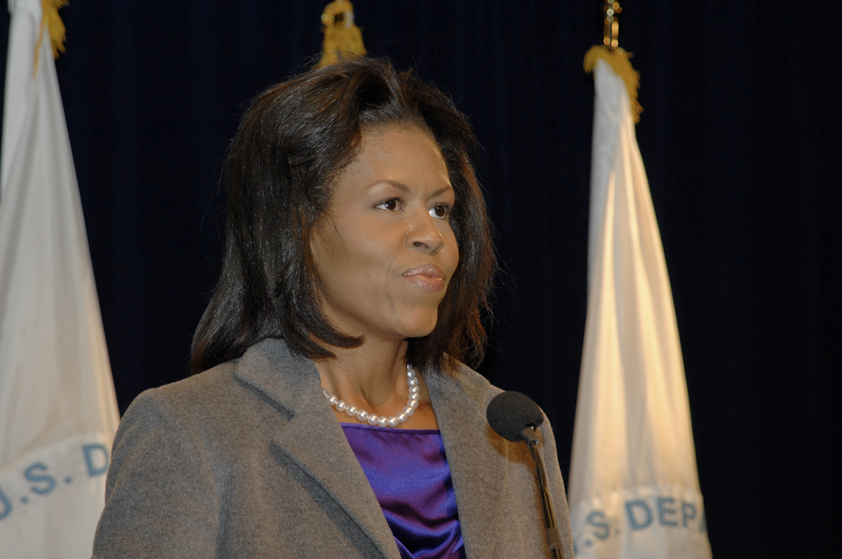 Michelle Obama’s organization initiates a drive to mobilize potential Democratic voters