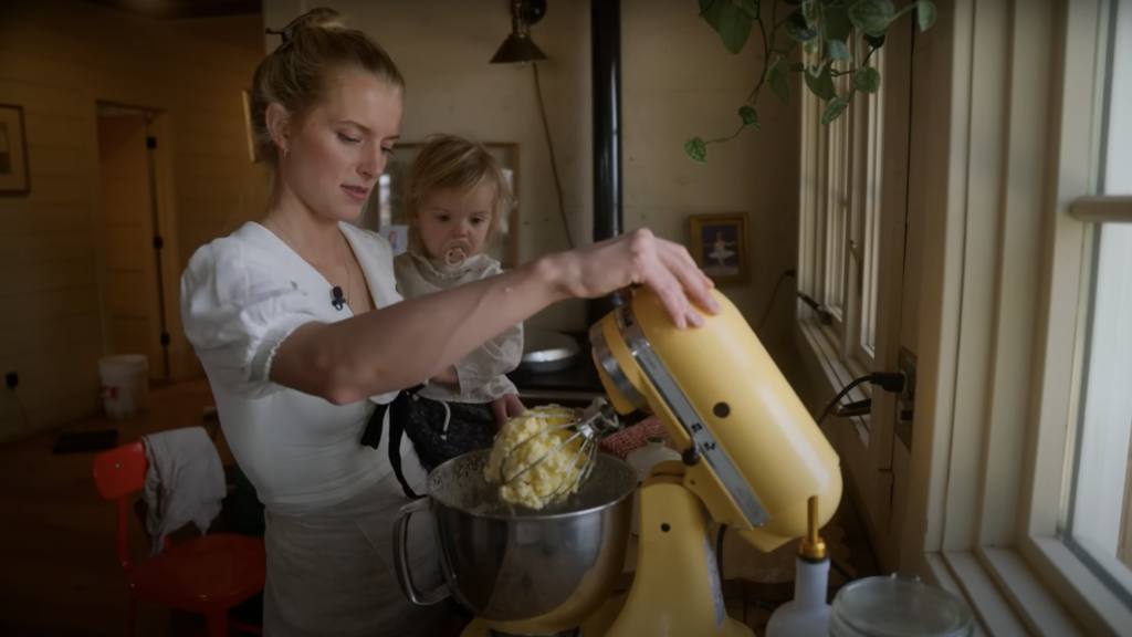 Media Hate Ballerina Farm Matriarch Because She’s A Happy Mom