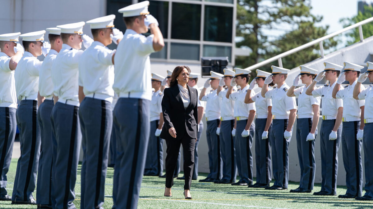 Gold Star Families Fire At Harris For Attacking Arlington Service